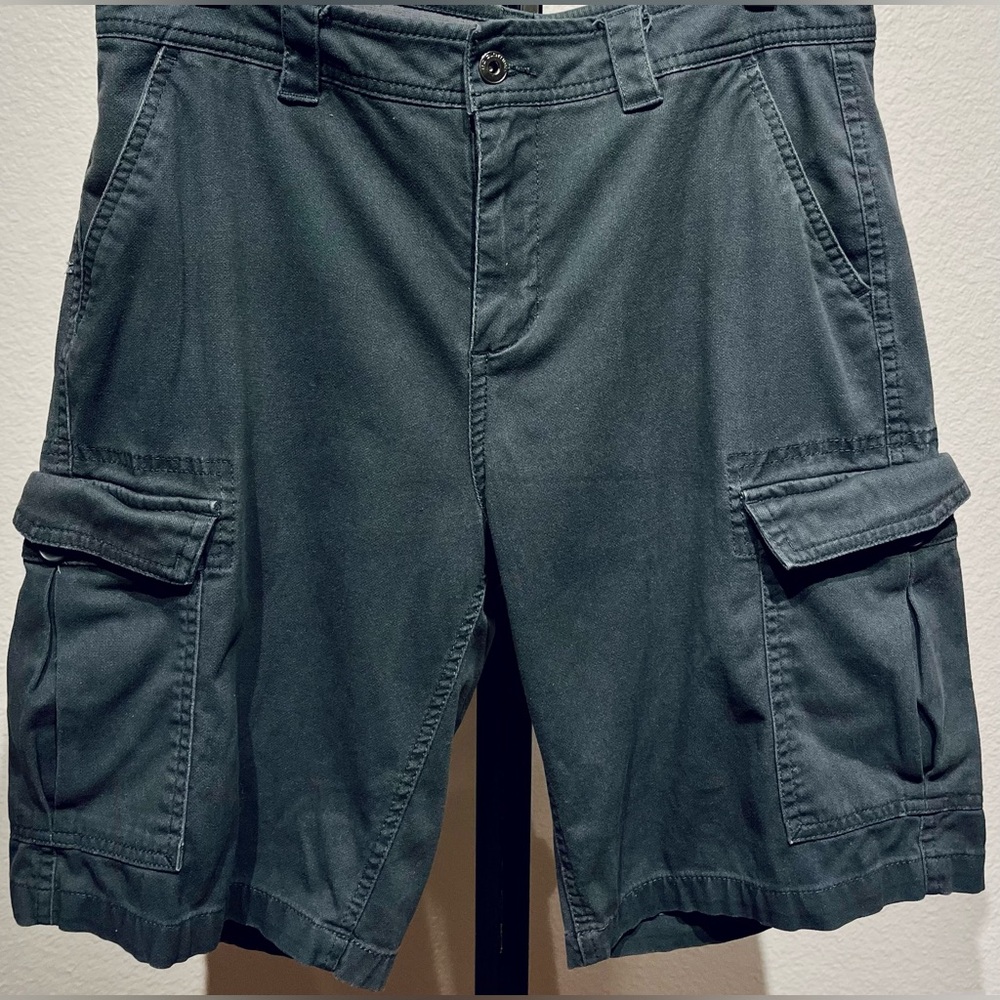 BC Clothing Co. Charcoal Stretch Cargo Shorts - Size 32